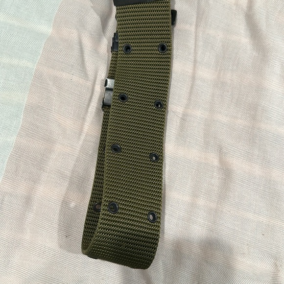 US Military LC-2 Pistol Webbing Belt Individual Equipment - Picture 3 of 5